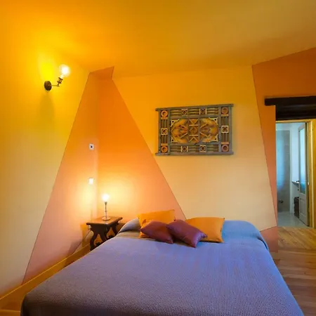 Quart De Lune Pollein