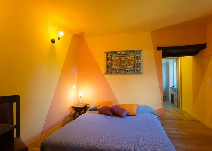 Quart De Lune Pollein