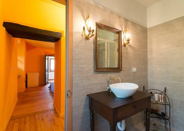 D'hôtes Quart De Lune 4*